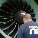 L'avionneur européen Airbus a remporté la plus grosse commande jamais conclue dans l'aviation civile, avec 500 Airbus A320neo à destination de la compagnie indienne IndiGo (archives).